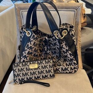 Michael Kors Black and Tan MK Shoulder Bag w/Wallet